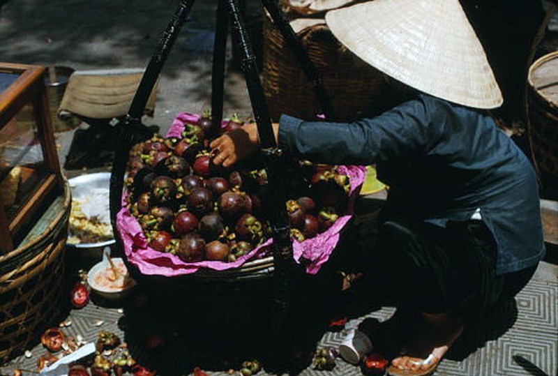 Hang rong Sai Gon 1966 qua ong kinh pho nhay My-Hinh-4