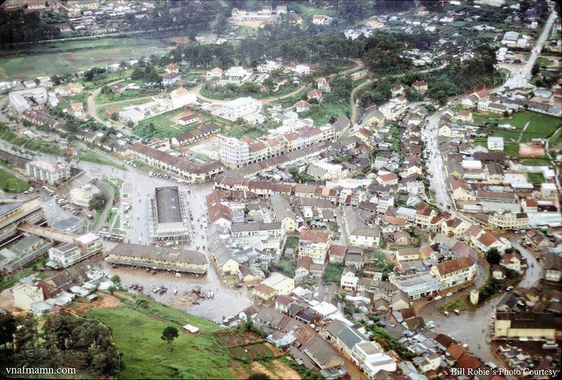 Hinh anh dep tuyet ve Da Lat truoc 1975 nhin tu may bay-Hinh-2