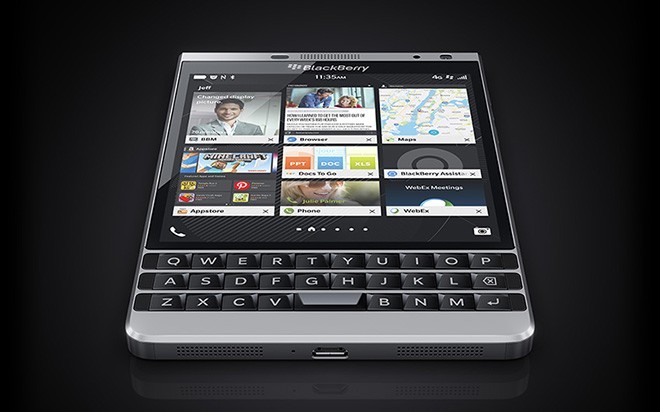 Soi ti mi dien thoai BlackBerry Passport ban moi dep nhu mo-Hinh-4