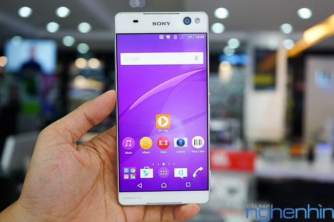 Anh that smartphone Sony Xperia C5 man 6 inch vien sieu mong-Hinh-2