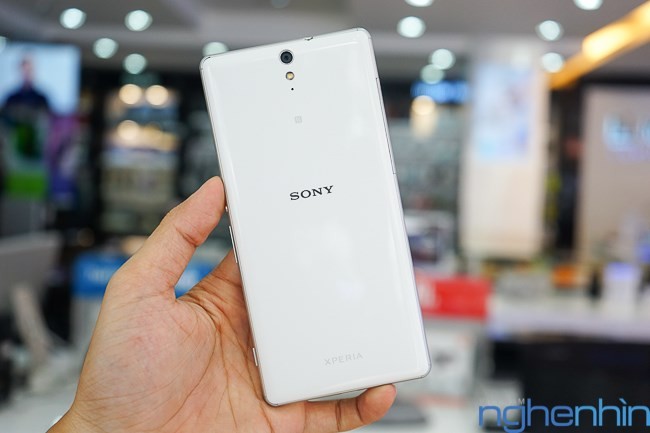Anh that smartphone Sony Xperia C5 man 6 inch vien sieu mong-Hinh-3