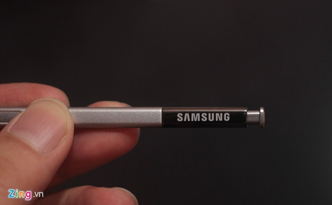 Cuc hot: Anh thuc Samsung Galaxy Note 5 voi mat lung cong-Hinh-18