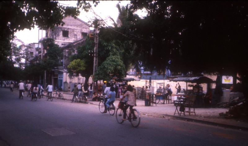 Chum anh hiem ve Da Nang gian di, tho moc nam 1989-Hinh-2