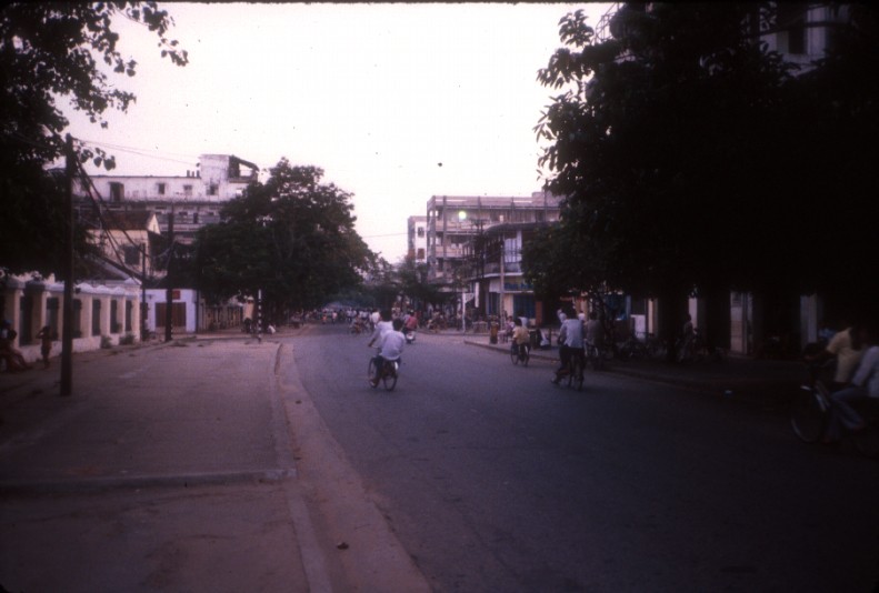 Chum anh hiem ve Da Nang gian di, tho moc nam 1989-Hinh-3