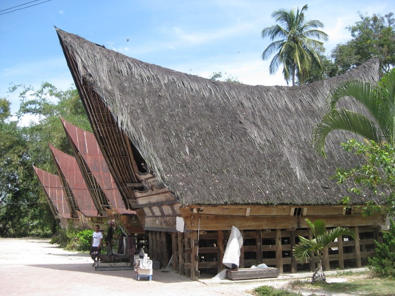 Ngam “nha san Viet co” cua toc nguoi Batak Toba o Indonesia-Hinh-8