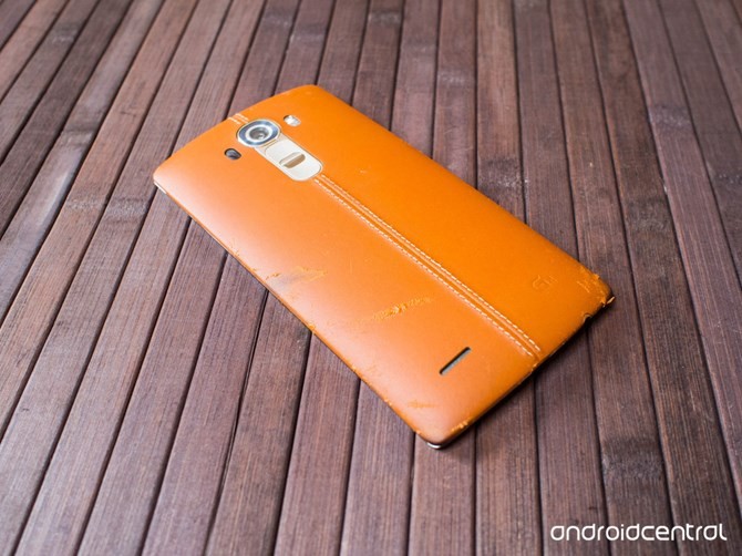 Soc: Mat lung boc da cua smartphone LG G4 de bong troc-Hinh-2