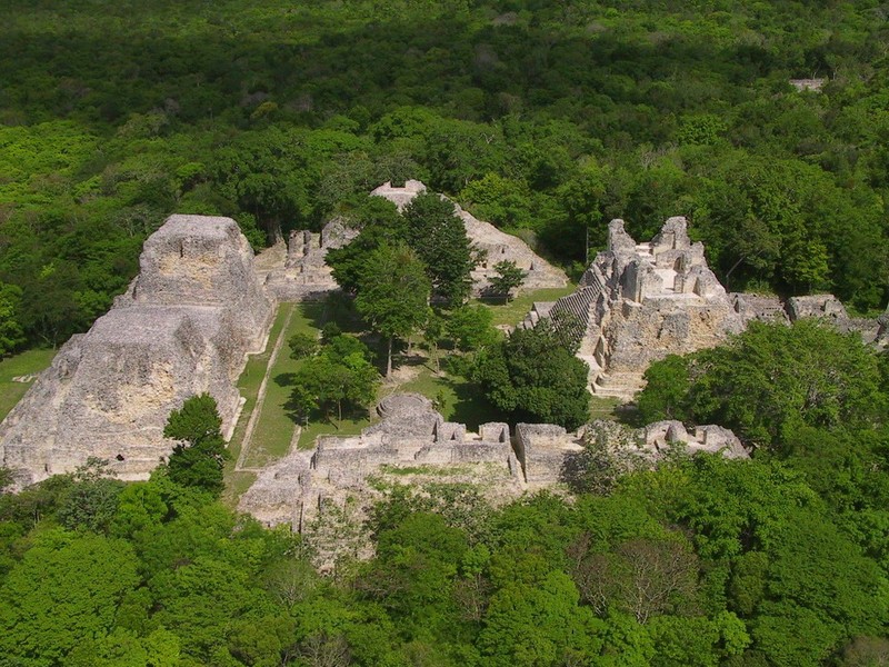 Kham pha thanh pho co Calakmul cua nguoi Maya