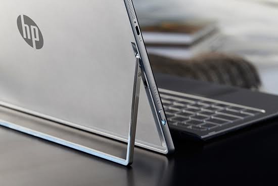 Nhung laptop chay Windows 10 sang gia nhat 2015-Hinh-2