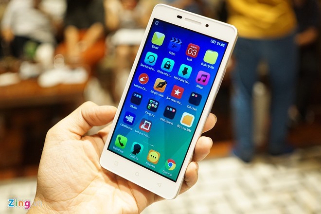 Can canh 2 mau smartphone “nong hoi” cua Lenovo o Viet Nam-Hinh-3