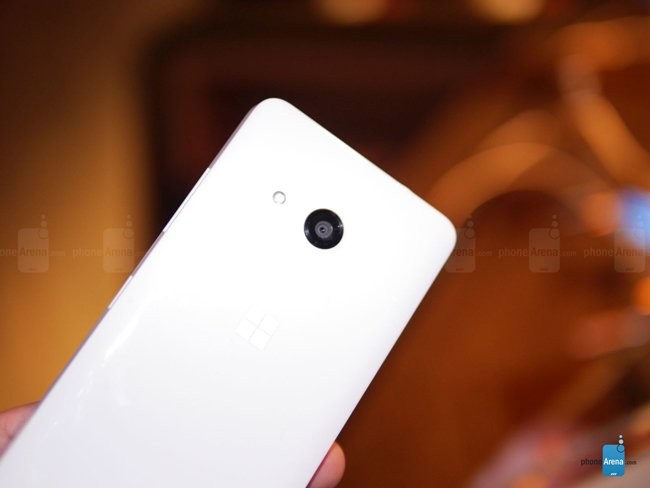 Loat anh tren tay dien thoai gia re Microsoft Lumia 550-Hinh-7