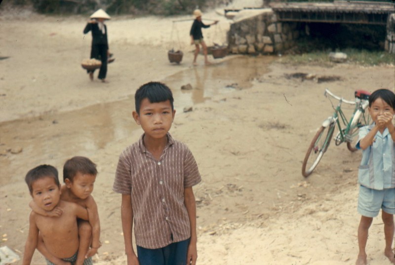 Nong thon mien Nam truoc 1975 trong anh cua linh My-Hinh-5