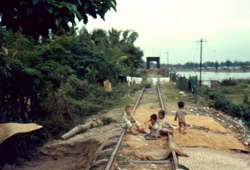 Nong thon mien Nam truoc 1975 trong anh cua linh My-Hinh-6