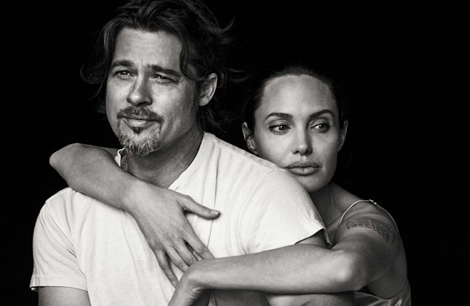 Brad Pitt và Angelina Jolie ngọt ngào trên bìa tạp chí 