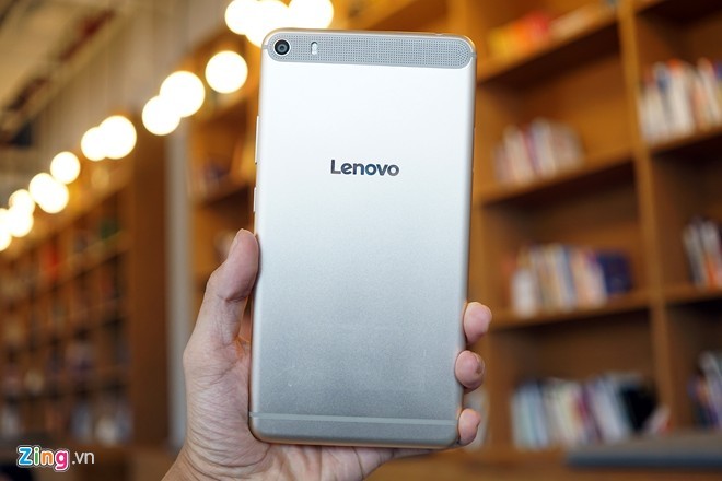 Can canh smartphone man hinh lon cua Lenovo o VN-Hinh-8