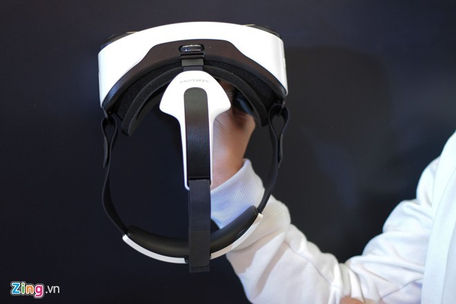 Trai nghiem kinh thuc te ao Samsung Gear VR tai Viet Nam-Hinh-3