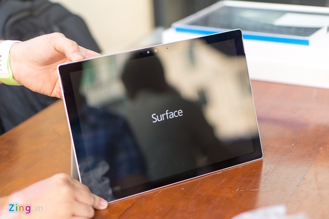 Mo hop Surface Pro 4 gia gan 30 trieu vua ve Viet Nam-Hinh-13
