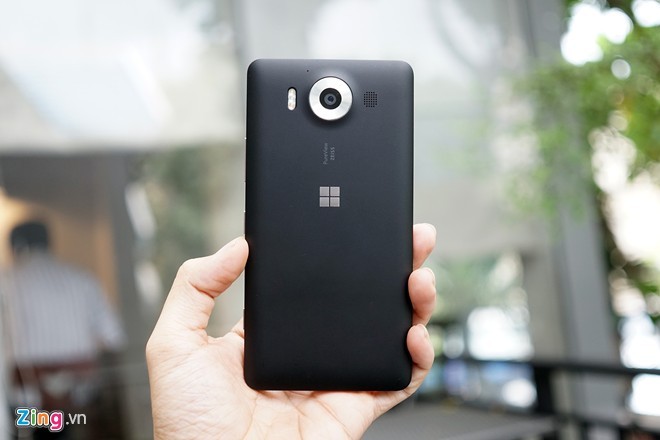 Can canh dien thoai Microsoft Lumia 950 vua “cap ben” Sai Gon-Hinh-6