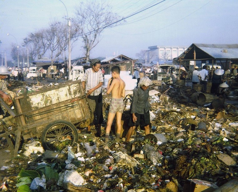 Mien Nam Viet Nam nam 1967 trong anh cua Robert Plumtree (1)-Hinh-14