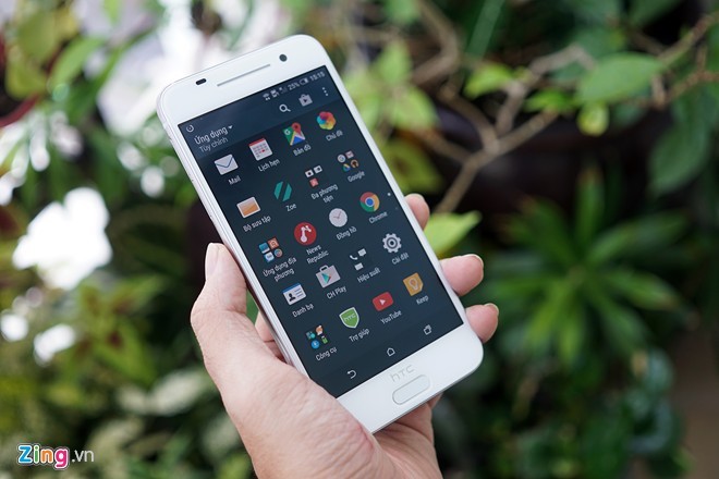 Anh mo hop dien thoai HTC One A9 vua len ke o VN-Hinh-11