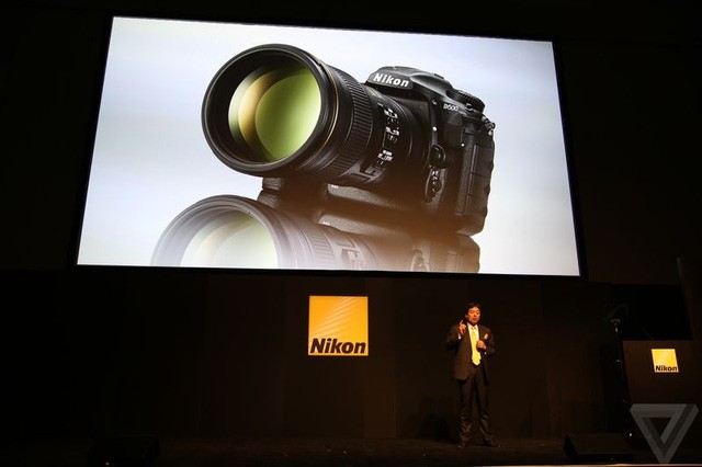 Can canh may anh DSLR Nikon D500 vua trinh lang-Hinh-5