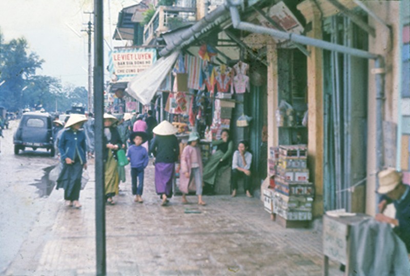 Hinh anh kho quen ve Hue nam 1964 cua Lonnie M. Long-Hinh-18