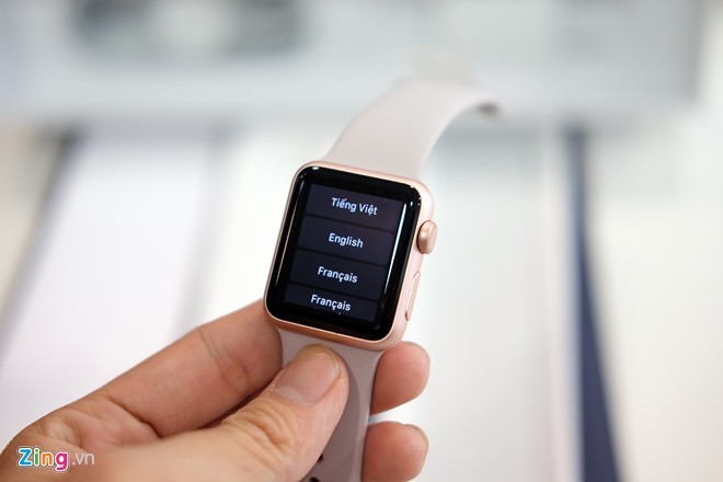 Apple Watch chính hãng vừa bán ở VN, giá từ 11,6 triệu