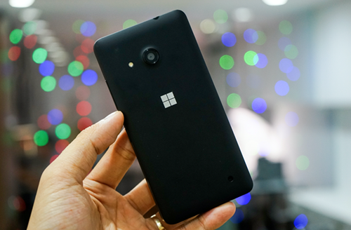 Bo anh dien thoai Lumia 550 gia re chay Windows 10-Hinh-5