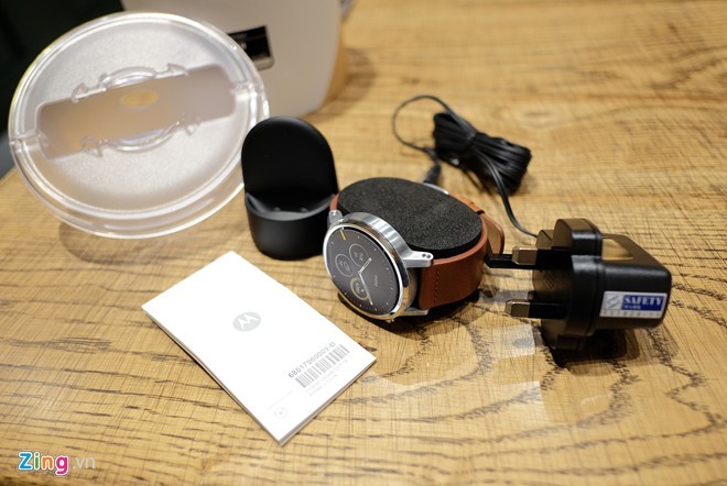 Ảnh Moto 360 thế hệ 2 giá từ 8,3 triệu vừa bán ở VN