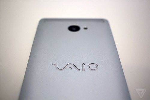 Ảnh chi tiết Vaio Phone Biz vừa ra mắt