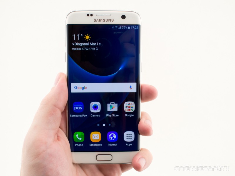 Soi 4 phien ban mau sac cua dien thoai Samsung Galaxy S7/S7 Edge-Hinh-13