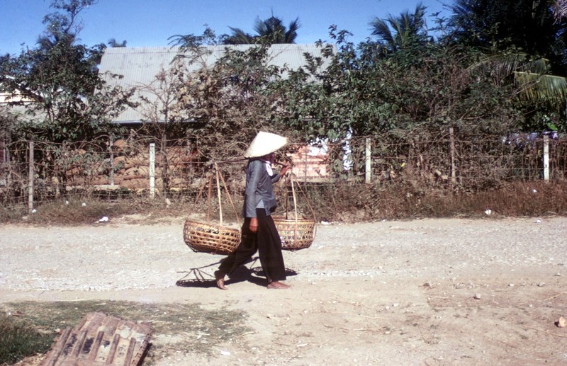 Mien Nam truoc 1975 trong anh cua Gene Whitme (1)-Hinh-12