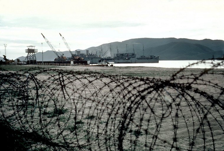 Ngam Nha Trang 1968 trong anh cua Clare Love-Hinh-19