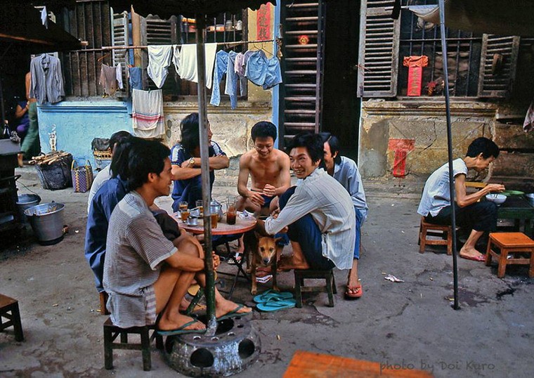 Loat anh Sai Gon nam 1989 – 1990 cua pho nhay Nhat (1)-Hinh-9