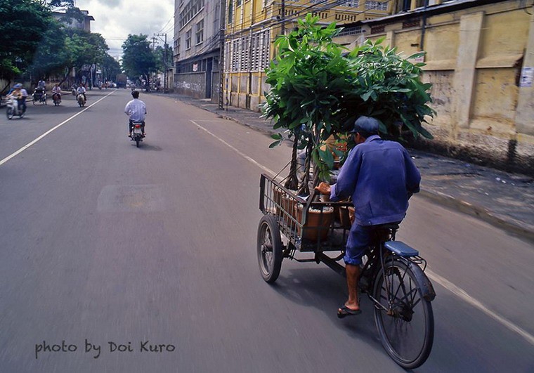 Loat anh Sai Gon nam 1989 – 1990 cua pho nhay Nhat (2)-Hinh-12