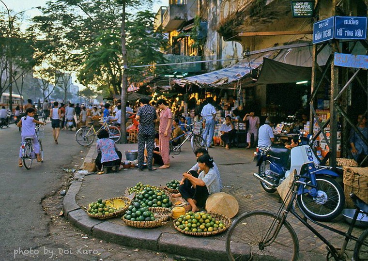 Loat anh Sai Gon nam 1989 – 1990 cua pho nhay Nhat (2)-Hinh-6