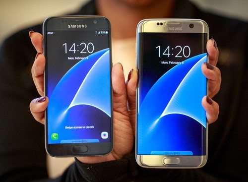 5 diem tru cua dien thoai Samsung Galaxy S7 va S7 Edge