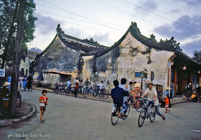 Anh kho quen ve Hue, Da Nang, Hoi An nhung nam 1989-1990-Hinh-4