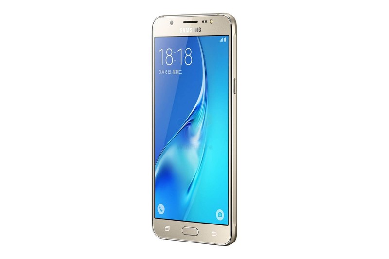 Anh dien thoai Samsung Galaxy J7 ban 2016 bat ngo xuat hien-Hinh-4