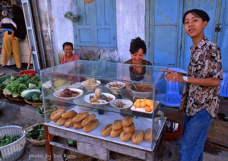 Anh doc ve vung Nam Trung Bo nhung nam 1990-Hinh-17