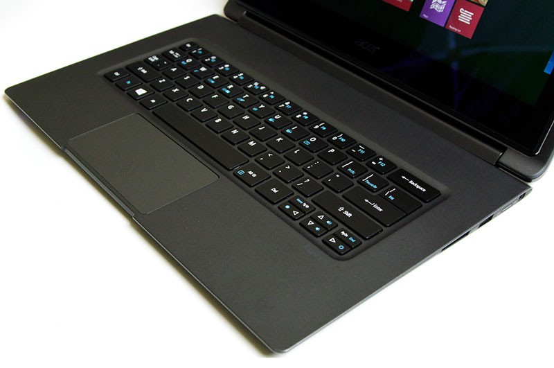 Chiem nguong chiec laptop bien hinh Acer Aspire R13 R7-372T-Hinh-2