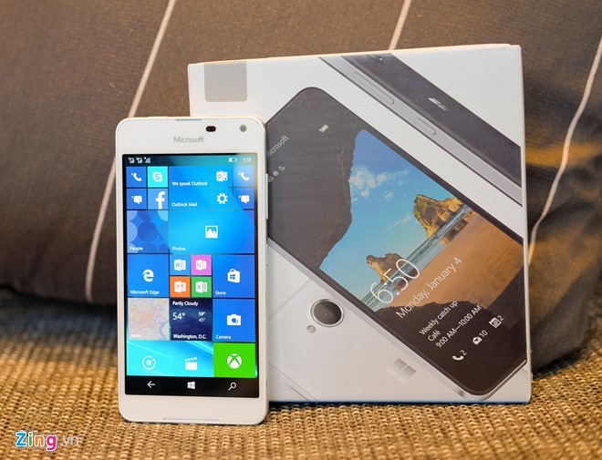 Mo hop dien thoai Lumia 650 vo nhom, gia 3,9 trieu o VN-Hinh-12