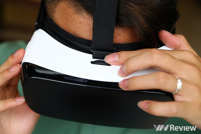 Dung thu kinh thuc tai ao Samsung Gear VR-Hinh-8