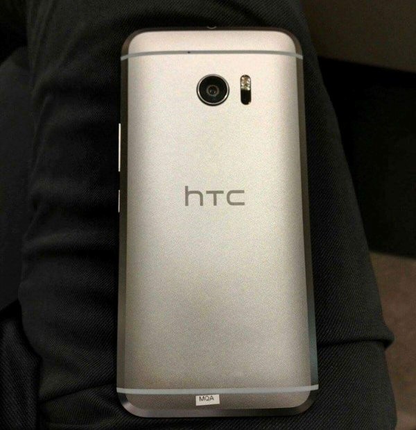 Loat anh vua lo cua dien thoai HTC 10