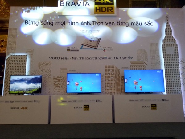 Ngam dong TV Sony Bravia 4K HDR moi ra, gia tu 40 trieu dong-Hinh-7