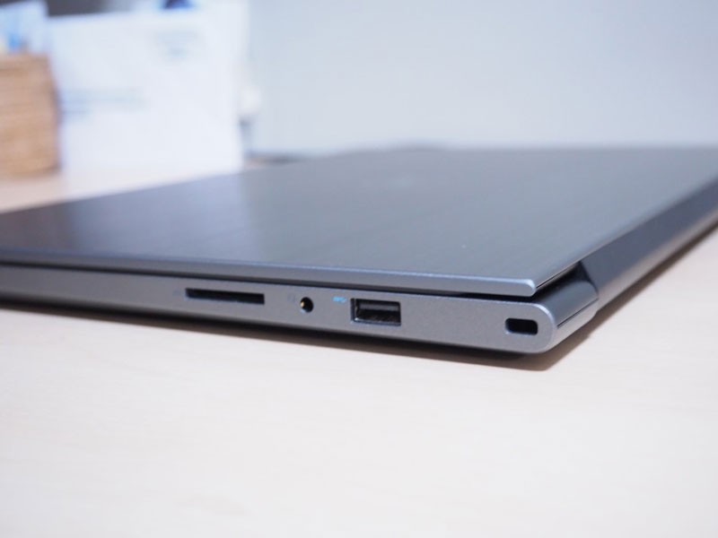 Ngam Dell Vostro V5459: Laptop doanh nhan thiet ke dep, gia “mem”-Hinh-16