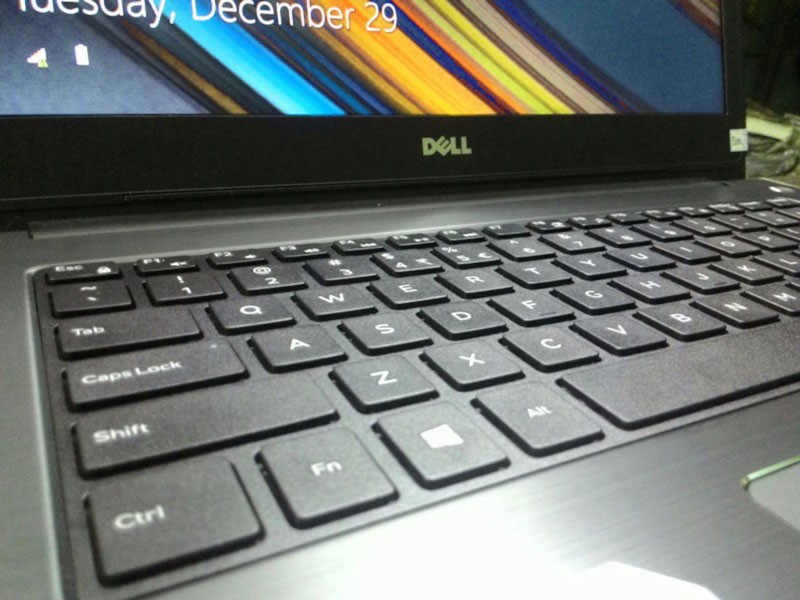 Ngam Dell Vostro V5459: Laptop doanh nhan thiet ke dep, gia “mem”-Hinh-18