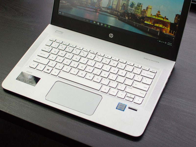 Ngam HP Envy 13: Laptop vo kim loai, mong hon MacBook Air-Hinh-23