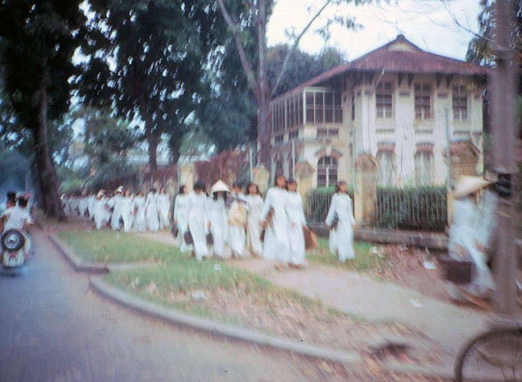 Sai Gon nam 1965 trong anh cua John Hentz (2)-Hinh-3