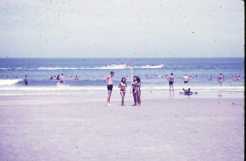 Anh doc ve nguoi dep bikini o Vung Tau nam 1967-Hinh-11