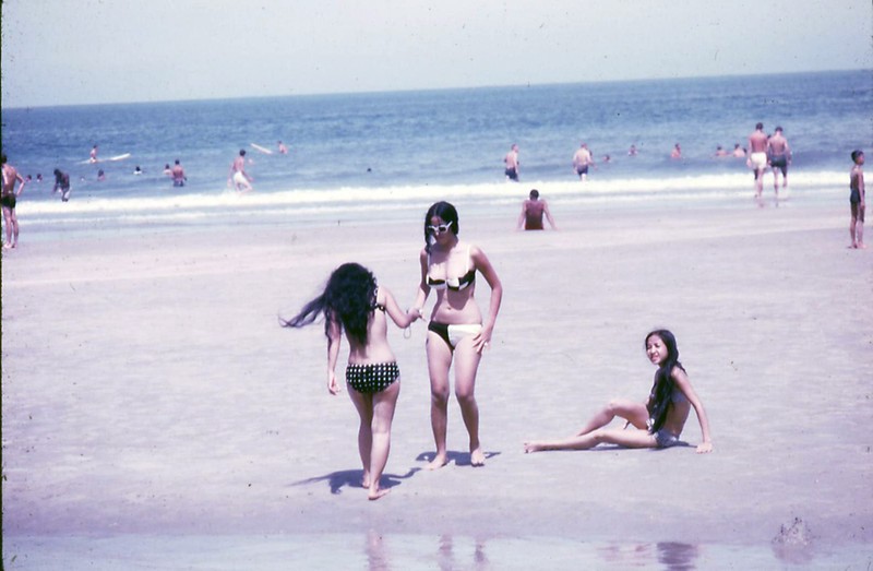 Anh doc ve nguoi dep bikini o Vung Tau nam 1967-Hinh-12